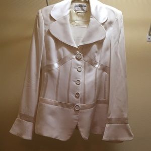 Annie Reva Jacket and Mini skirt - size 10